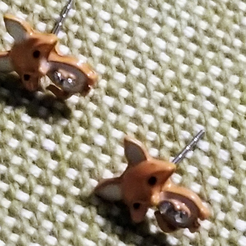 NEW Cute Fox Stud Earrings